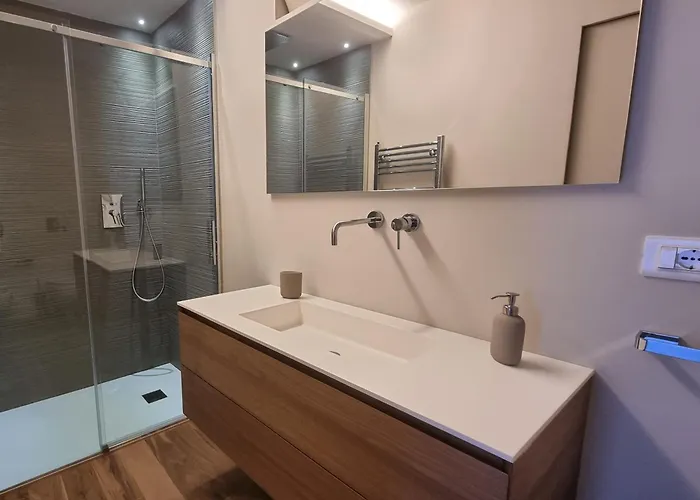 Mirone - Centro * Catánia